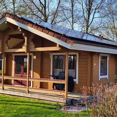 Wellness Bungalow Uppsala Gramsbergen Экстерьер фото